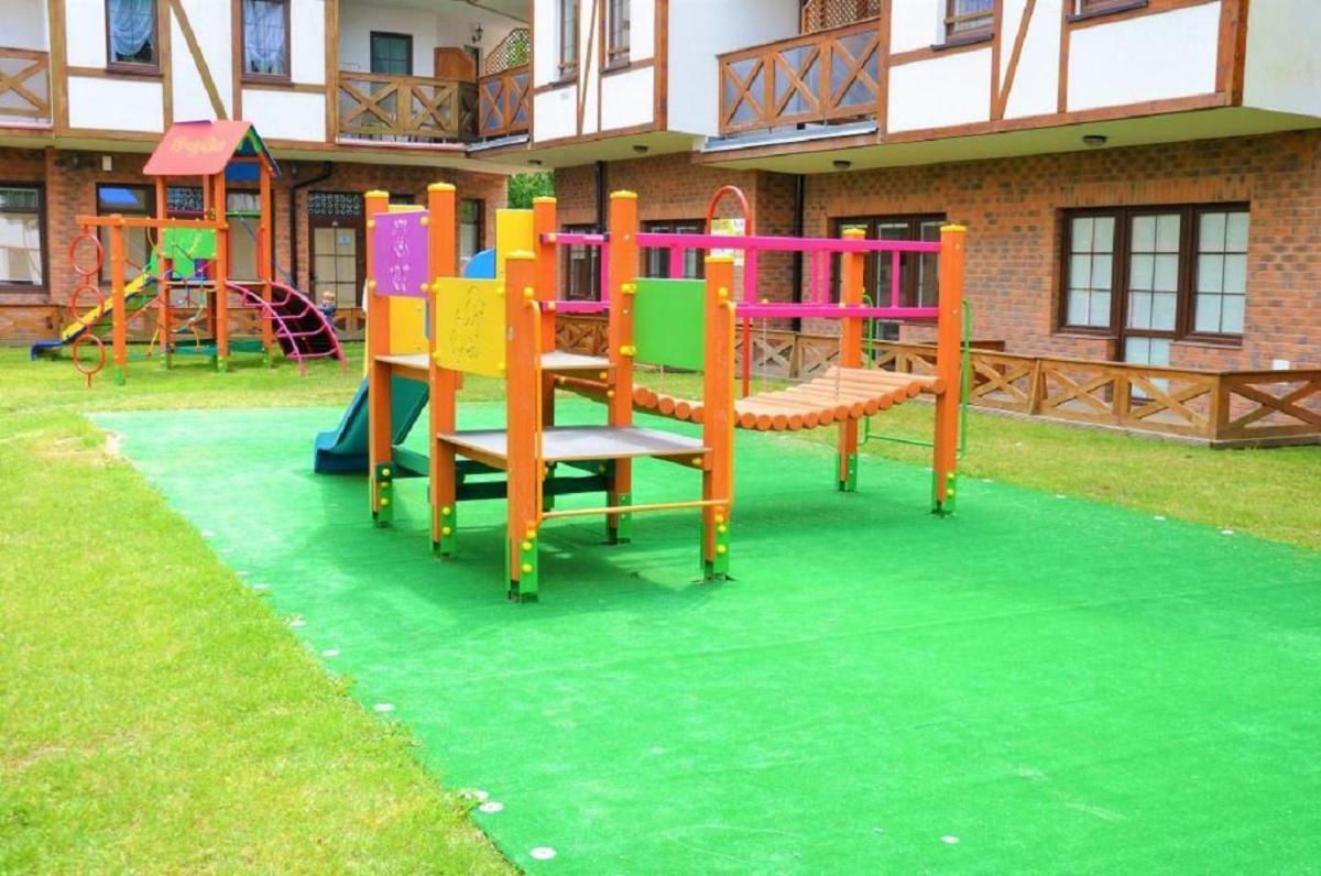 Impresja Apartment รอวี ภายนอก รูปภาพ