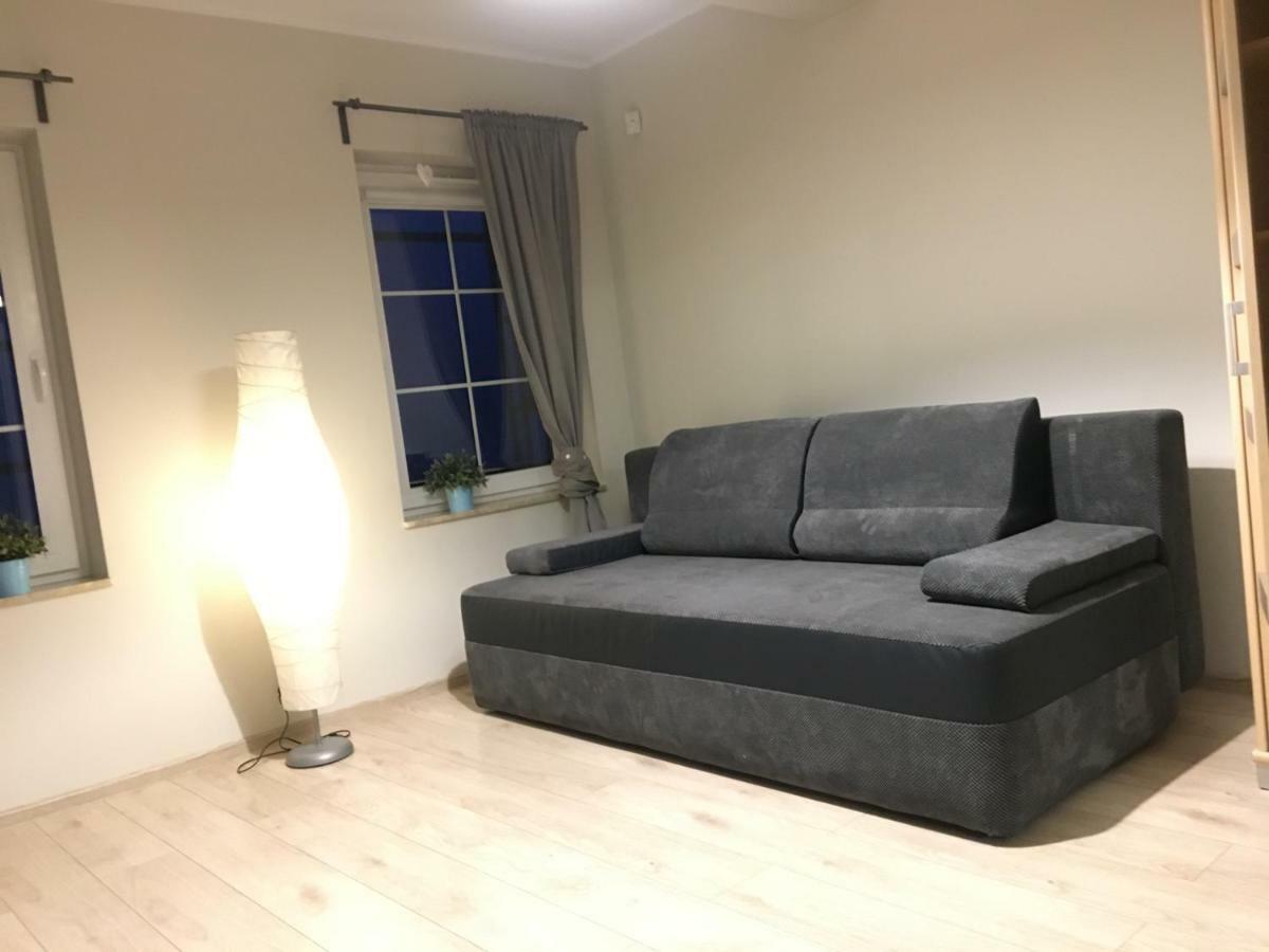 Impresja Apartment รอวี ภายนอก รูปภาพ
